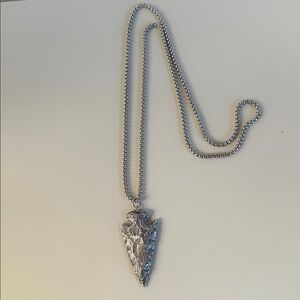 Silver Arrowhead Pendant Necklace
